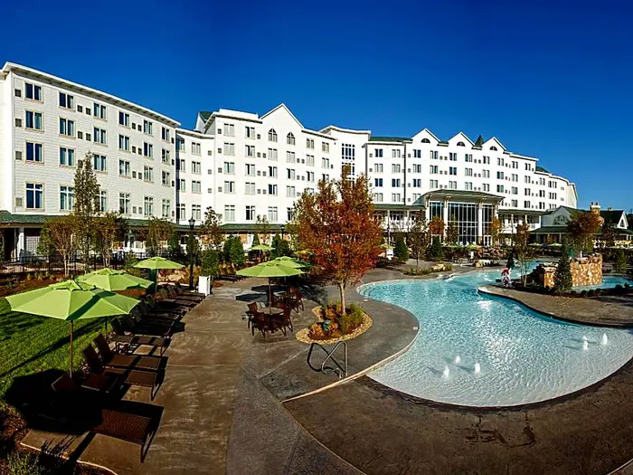 Dollywood’s DreamMore Resort and Spa (Pigeon Forge)