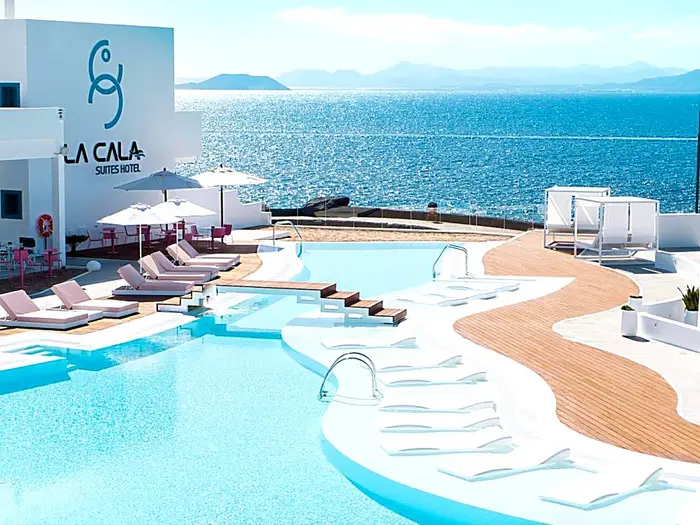 La Cala Suites Hotel – Adults Only (Playa Blanca)