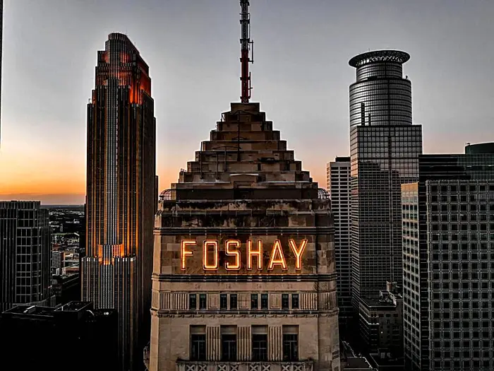 W Minneapolis – The Foshay (Minneapolis)
